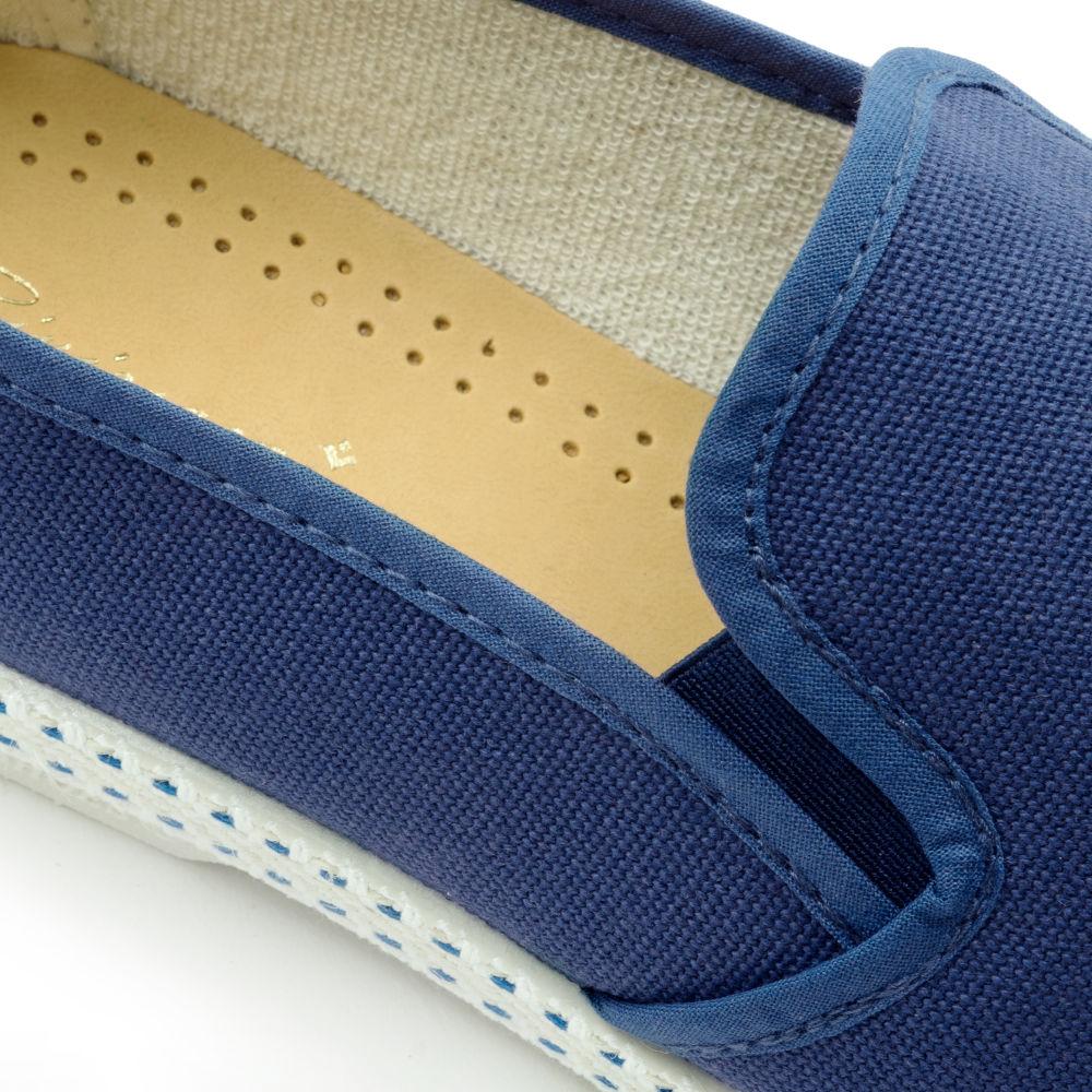 Rivieras Classic Canvas Loafer – Light Blue