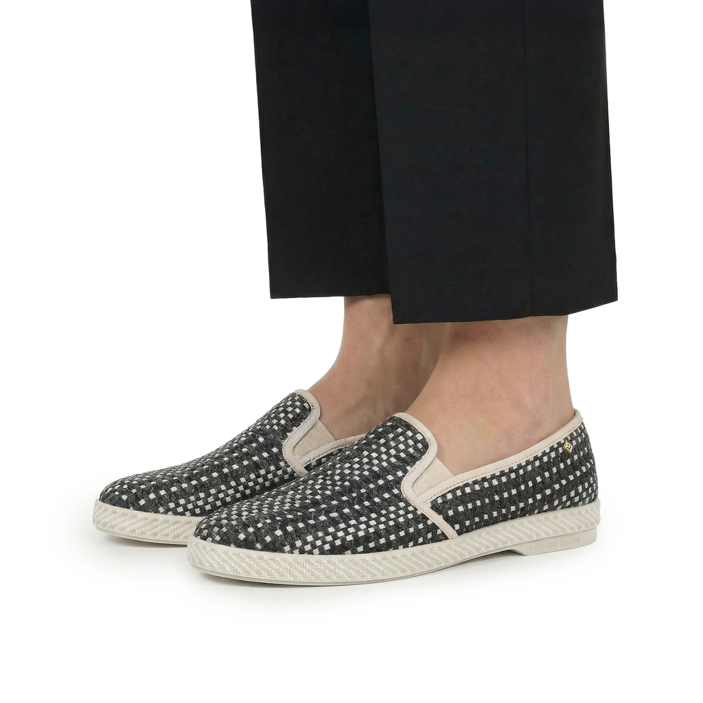 Rivieras Classic Roma Loafer – Black Slip-On Shoe for Men & Women